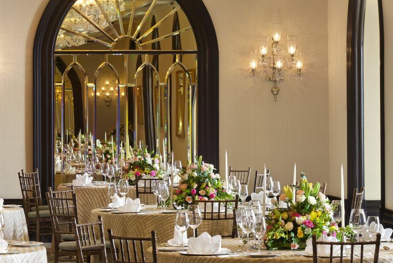 Strand Hotel, Colaba Bombaj Restaurace fotografie
