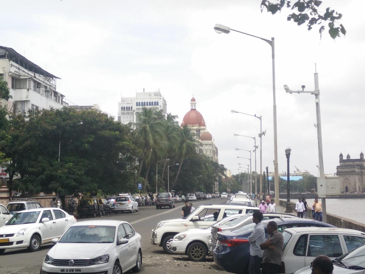 Strand Hotel, Colaba Bombaj Exteriér fotografie