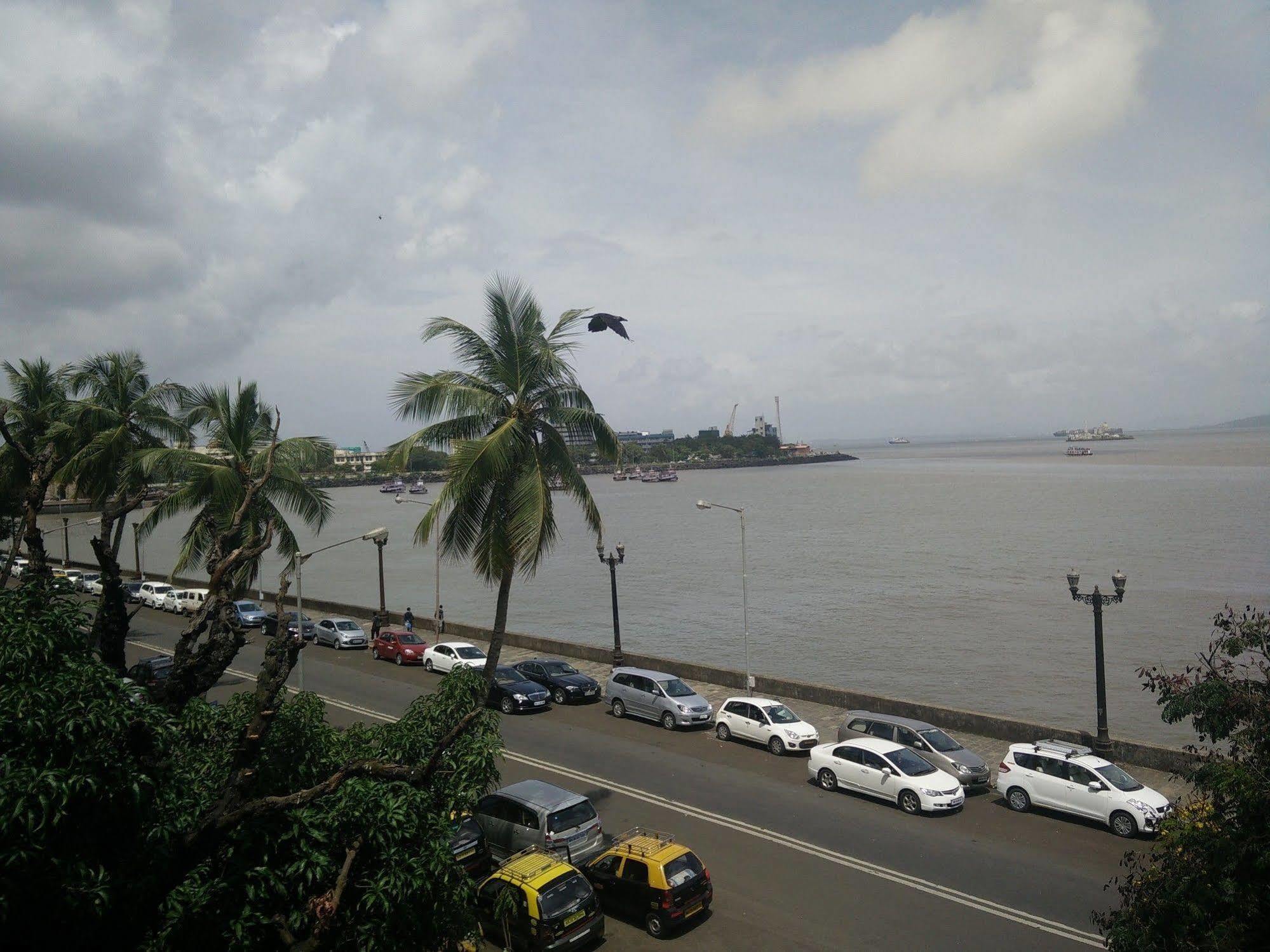 Strand Hotel, Colaba Bombaj Exteriér fotografie