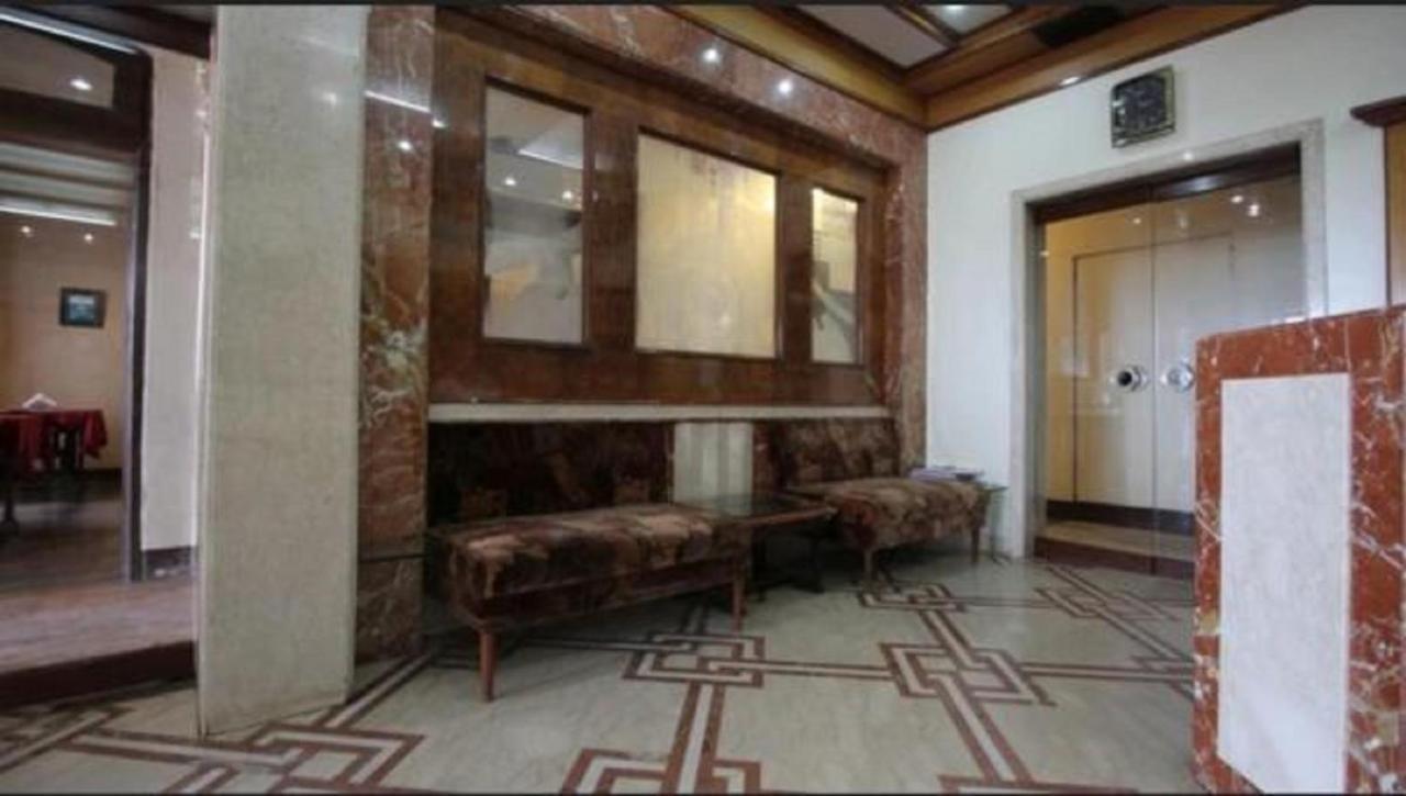 Strand Hotel, Colaba Bombaj Exteriér fotografie